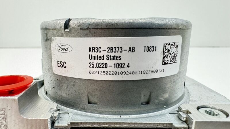 KR3C-2B373-AB / KR3C 2B373 AB / KR3C2B373AB 18-23 FORD MUSTANG GT BULLITT ABS ANTI BRAKE LOCK PUMP MODULE KR3C-2C219-AB