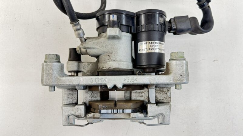 26620FN04A 24-25 SUBARU CROSSTREK PASSENGER RIGHT REAR CALIPER BRAKE OEM