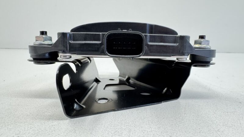 87611XC01A 24-25 SUBARU CROSSTREK RIGHT REAR BLIND SPOT RADAR MONITOR SENSOR W/ BRACKET OEM