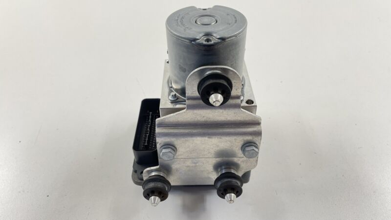 4S0.907.379.D / 4S0 907 379 D / 4S0907379D 17-22 AUDI R8 PLUS QUATTRO ABS ANTI BRAKE LOCK PUMP MODULE ASSEMBLY OEM