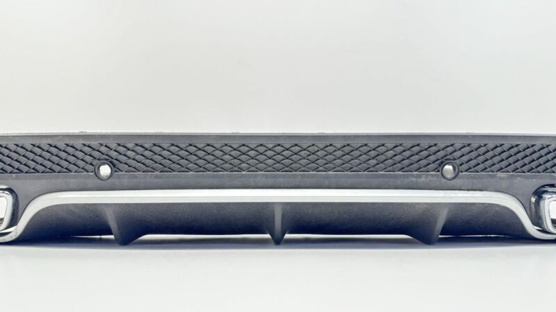 A2058856438 15-18 MERCEDES-BENZ C63S C63 AMG W205 REAR BUMPER DIFFUSER WITH EXHAUST TIPS OEM