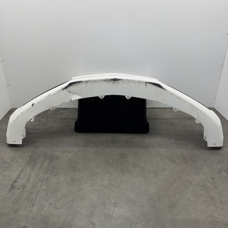 4W0.807.221 / 4W0 807 221 / 4W0807221 13-18 BENTLEY FLYING SPUR FRONT BUMPER COVER COMPLETE WITH GRILLS & SENSORS OEM