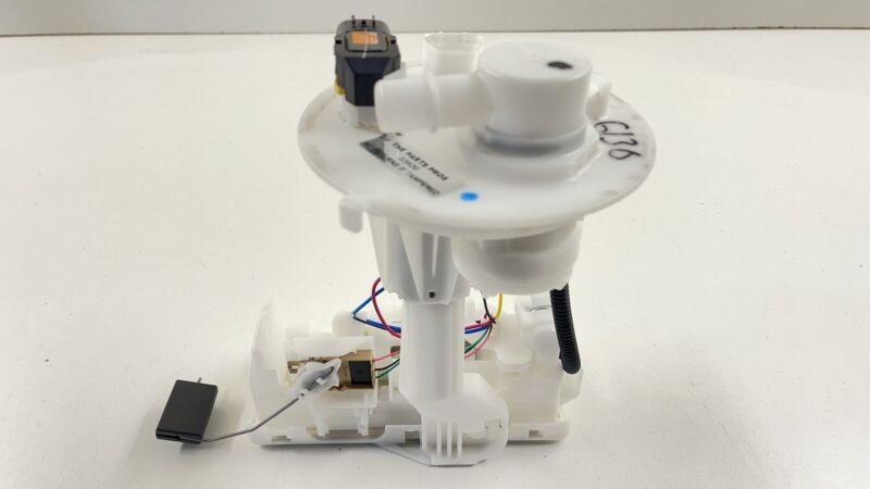 89461-48020 / 89461 48020 / 8946148020 19-22 LEXUS ES300H GAS TANK FUEL PUMP SENDING UNIT 77020-06740 OEM
