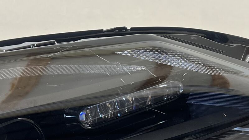 26010-6GR0A / 26010 6GR0A / 260106GR0A 23-24 NISSAN Z PASSENGER RIGHT FRONT HEADLIGHT HEAD LIGHT LAMP OEM *NOTE*
