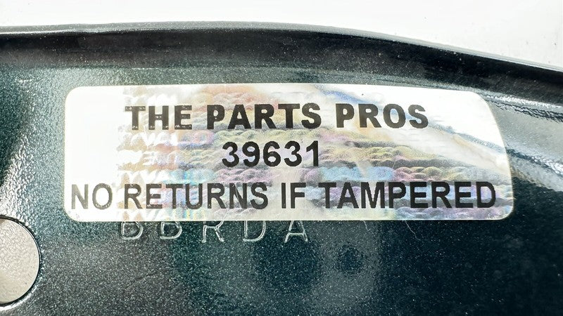 JR3B-16C199-BA / JR3B 16C199 BA / JR3B16C199BA 18-23 FORD MUSTANG GT BULITT DRIVER LEFT FRONT FENDER BRACKET SUPPORT MOU