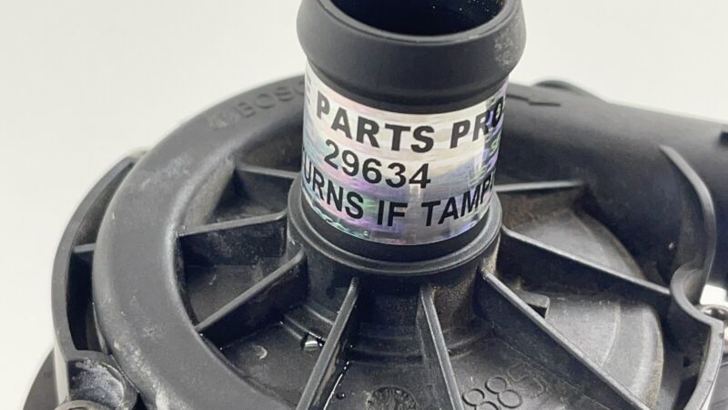 670005347 14-23 MASERATI GHIBLI QUATTROPORTE LEVANTE SECONDARY COOLANT WATER PUMP OEM