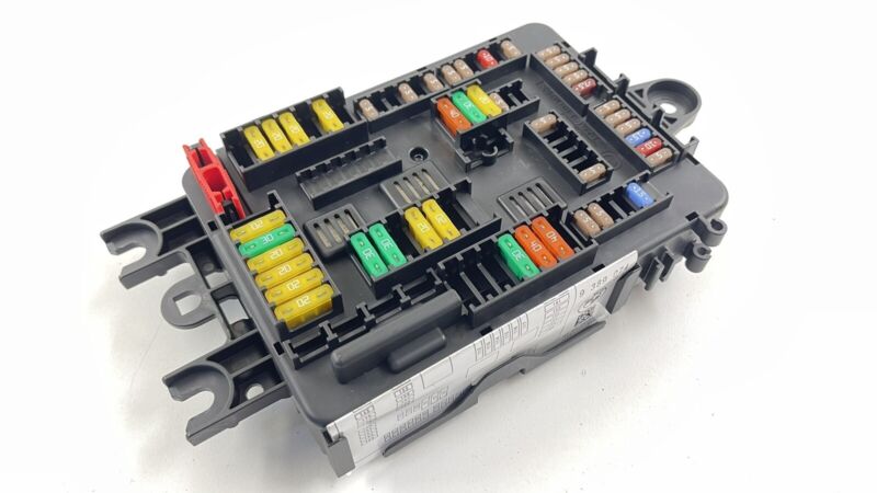 29112017 15-21 BMW M2 M3 M4 POWER DISTRIBUTION FUSE RELAY JUNCTION BOX 61149389070 OEM