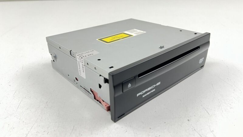 997.642.135.04 / 997 642 135 04 / 99764213504 05-12 PORSCHE 911 997 NAVIGATION NAVI DVD MAP DRIVE PLAYER 997.642.135.04