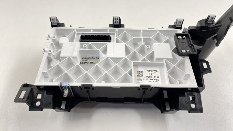 72311CC030 / 72311 CC030 22-23 TOYOTA GR86 HVAC AC AIR TEMPERATURE CLIMATE CONTROL SWITCH 72311CC030 OEM
