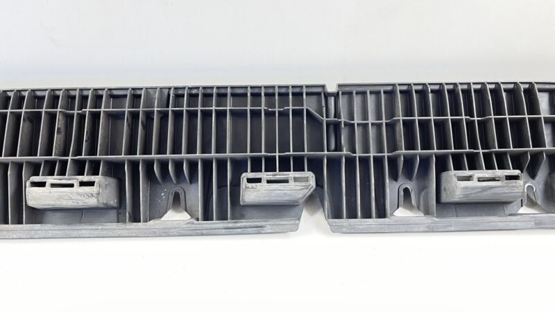1666900010 / A1666900010 / A 166 690 00 10 0010 13-16 MERCEDES BENZ GL350 X166 DRIVER LEFT SIDE STEP RUNNING BOARD BRACK