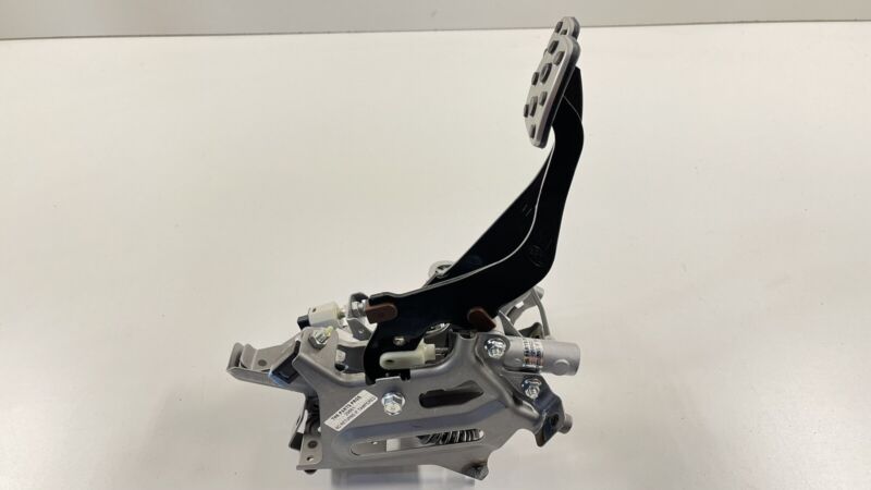22-23 SUBARU WRX MANUAL TRANSMISSION CLUTCH BRAKE PEDAL ASSEMBLY OEM