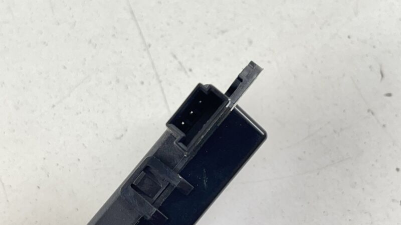 13540633 19-23 CHEVROLET CAMARO SS DETERRENT ANTI THEFT ALARM CONTROL MODULE 13540633 OEM