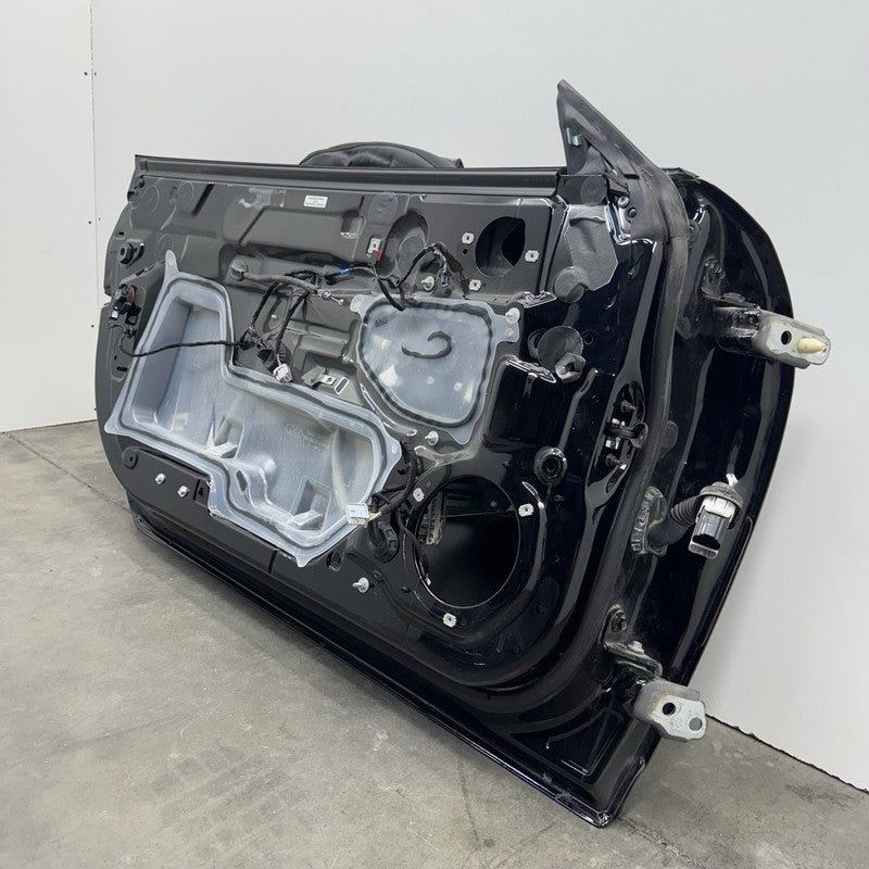 24-25 FORD MUSTANG GT S650 COUPE DRIVER LEFT DOOR COMPLETE WITH GLASS BLACK OEM