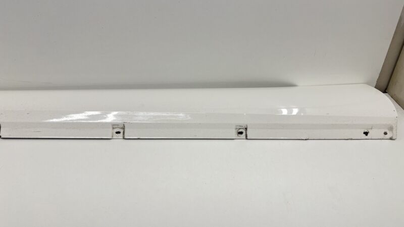 4W0.853.199 / 4W0 853 199 / 4W0853199 13-18 BENTLEY FLYING SPUR DRIVER LEFT SIDE SKIRT ROCKER PANEL COVER TRIM OEM