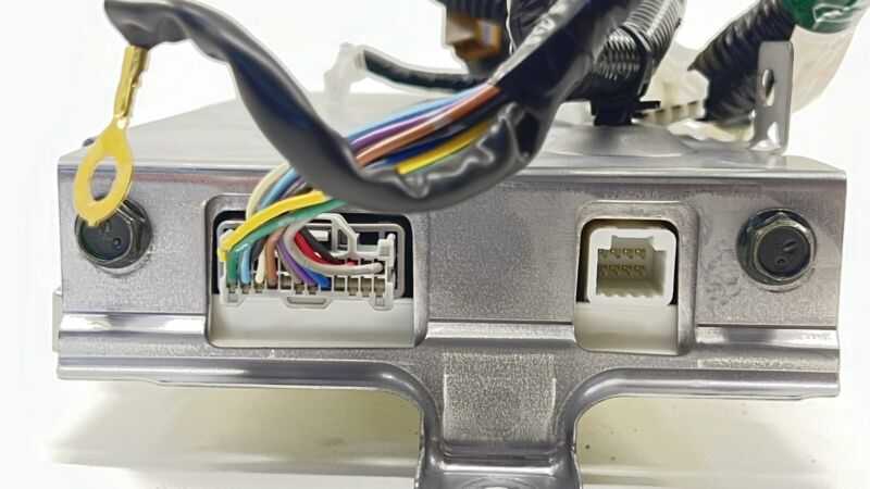 293A04GA1A 14-18 INFINITI Q50 HYBRID LITHIUM-ION BATTERY PACK CONTROL MODULE 293A04GA1A OEM