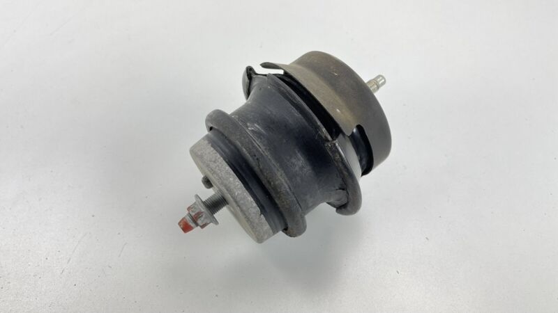 Does Not Apply 14-20 INFINITI Q50 Q60 RWD FRONT ENGINE SUPPORT MOUNT BRACKET INSULATOR OEM