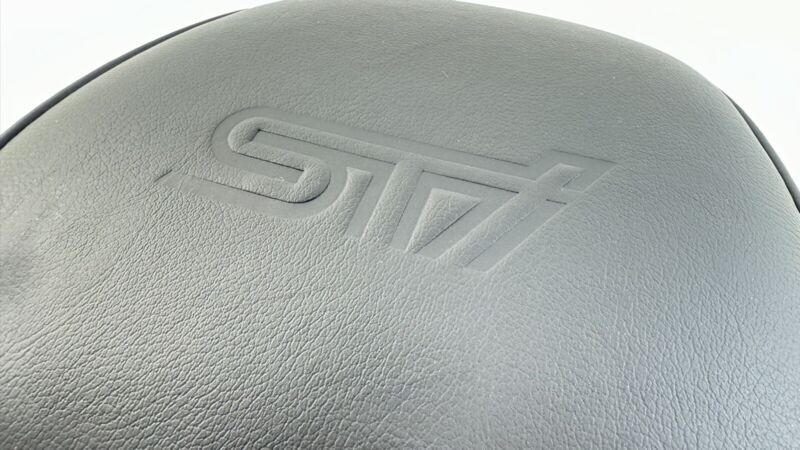 15-17 SUBARU WRX STI LEFT OR RIGHT FRONT HEADREST HEAD REST LEATHER OEM