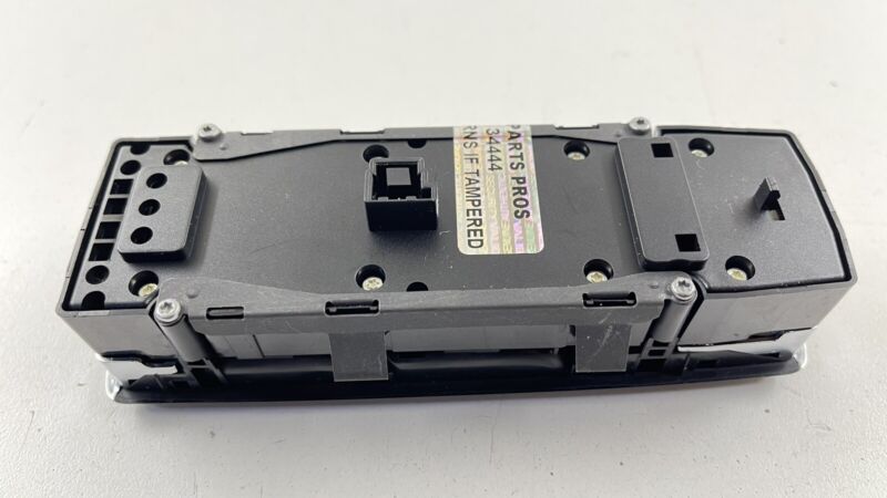 1669054400 / A1669054400 / A 166 905 44 00 4400 13-16 MERCEDES BENZ GL350 X166 MASTER WINDOW CONTROL SWITCH 1669054400 O