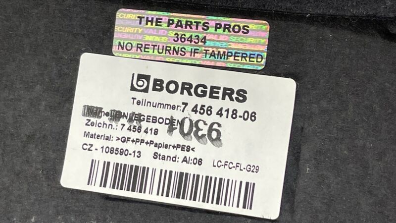 7456418 20-23 TOYOTA SUPRA REAR TRUNK FLOOR BOARD CARGO COVER PANEL SHELF 7456418 OEM