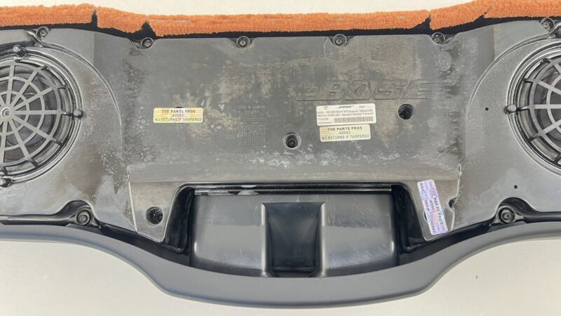 987.645.564.01 / 987 645 564 01 / 98764556401 05-12 PORSCHE BOXSTER 987 REAR SUBWOOFER BASSBOX SPEAKER BOSE TERRACOTTA O