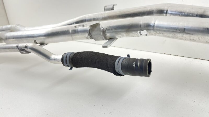 420.121.050.B / 420 121 050 B / 420121050B 08-15 AUDI R8 UNDERBODY CENTER COOLANT PIPE LINE HOSE TUBE 420 121 050 B OEM