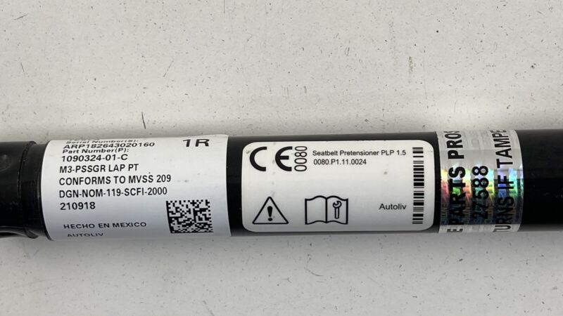 1090324-01-C / 1090324 01 C / 109032401C 17-22 TESLA MODEL 3 Y RIGHT FRONT SEATBELT SEATBELT PRETENSIONER TENSIONER OEM