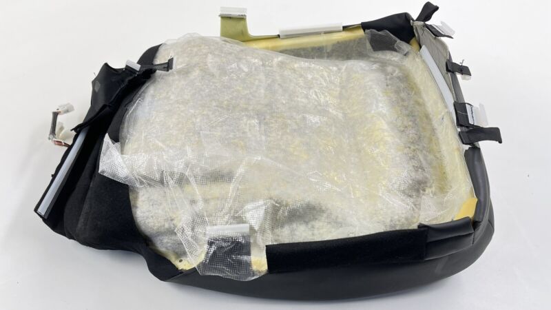 Does not apply 14-22 INFINITI Q50 PASSENGER RIGHT FRONT LOWER SEAT CUSHION BLACK OEM