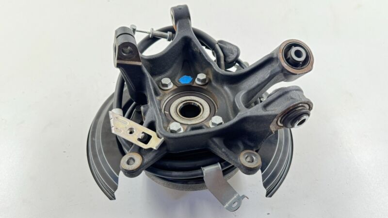 22-23 TOYOTA GR86 DRIVER LEFT REAR WHEEL SPINDLE KNUCKLE HUB BEARING OEM