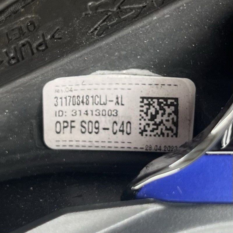 5H0-124-B / 5H0 124 B / 5H0124B 22-25 VOLKSWAGEN GOLF R DRIVER STEERING WHEEL LEATHER WITH BLUE STITCHING OEM