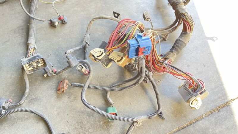 P68034597AE / 68034597AE 2009 DODGE RAM 2500 6.7L ENGINE BAY WIRING WIRE HARNESS CABLE 68034597AE OEM