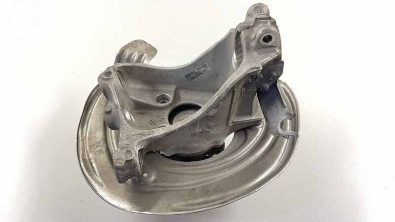 6871337 20-23 TOYOTA SUPRA DRIVER LEFT FRONT SPINDLE KNUCKLE HUB BEARING OEM
