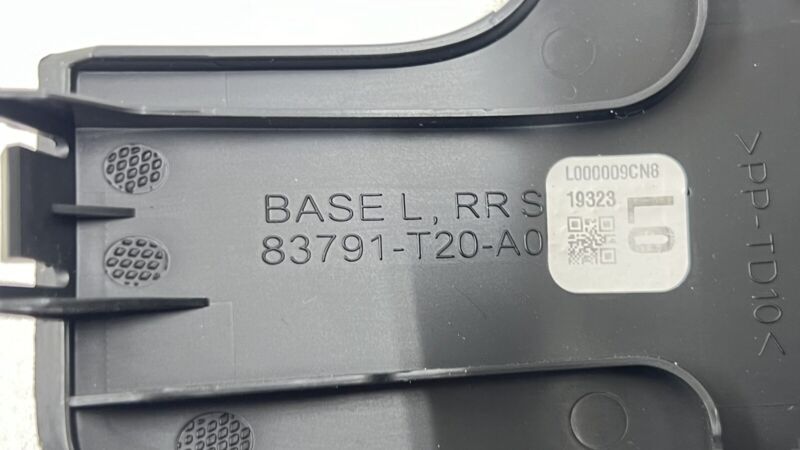 83591-T20-A0-20 / 83591 T20 A0 20 / 83591T20A020 2024 ACURA INTEGRA TYPE S FRONT AND REAR DOOR WINDOW SWITCH SET BLACK O