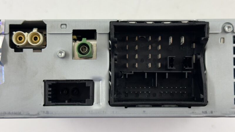 4GD 035 082 G / 4GD035082G 15-18 AUDI A8 S8 RADIO STEREO MULTIMEDIA COMMAND HEAD UNIT MODULE 4GD035082G OEM