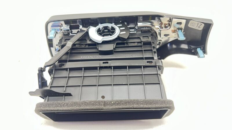 77610-T20-A0-20 / 77610 T20 A0 20 / 77610T20A020 2024 ACURA INTEGRA TYPE S DRIVER LEFT DASH AC AIR VENT GRILLE W/ COVER