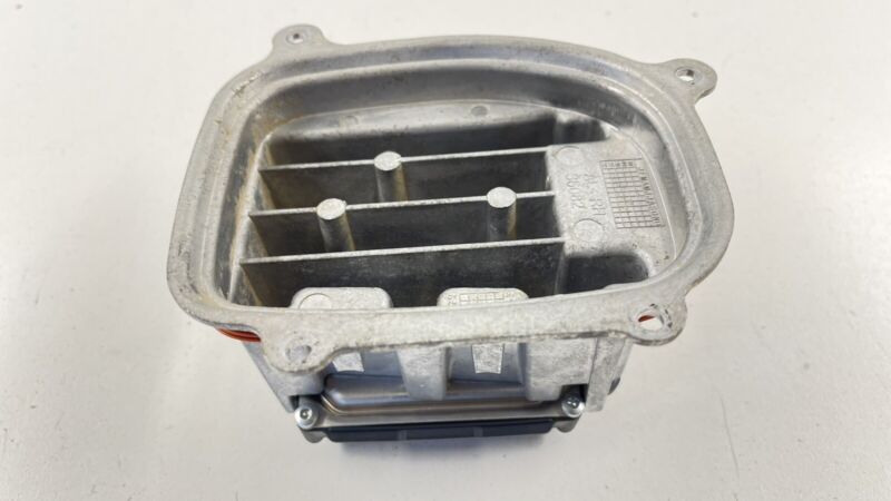68358104AE 19-22 DODGE RAM 2500 3500 RIGHT REAR TAILLIGHT TAIL LIGHT BLINDSPOT RADAR OEM