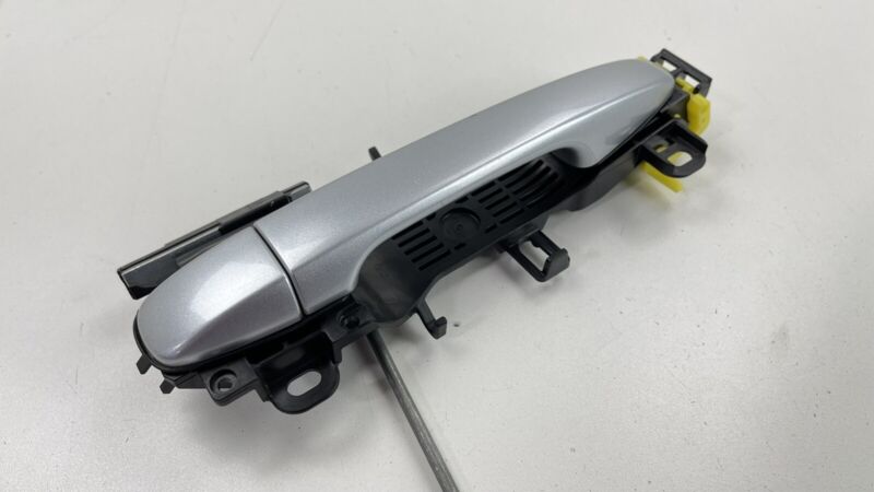 Does Not Apply 15-19 SUBARU WRX OR STI PASSENGER RIGHT FRONT DOOR GRIP GRAB HANDLE SILVER OEM