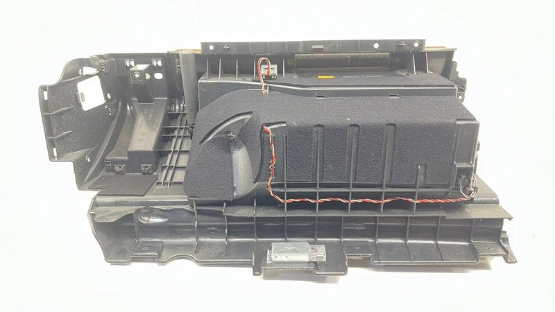 997.552.204.06 / 997 552 204 06 / 99755220406 05-08 PORSCHE BOXSTER CAYMAN 987 GLOVE BOX STORAGE COMPARTMENT TERRACOTTA