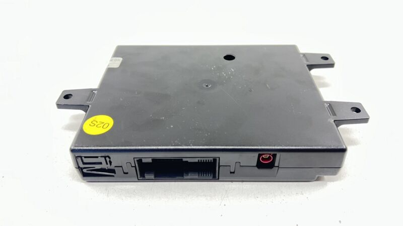 3D0 035 730 E / 3D0035730E 13-18 BENTLEY FLYING SPUR TELEPHONE BLUETOOTH INTERFACE CONTROL MODULE UNIT OEM