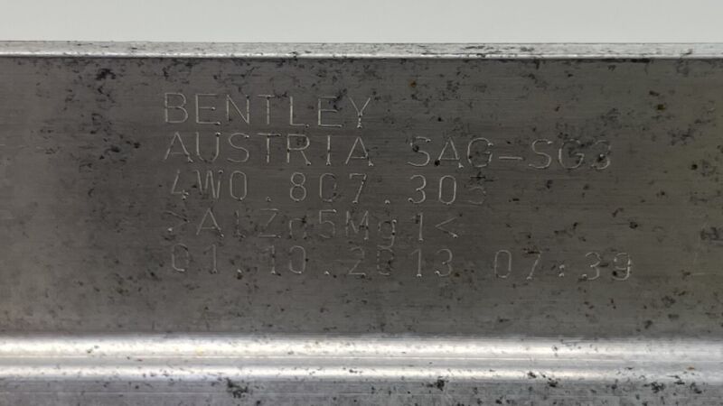 4W0.807.305 / 4W0 807 305 / 4W0807305 13-18 BENTLEY FLYING SPUR REAR BUMPER REINFORCEMENT BAR IMPACT ABSORBER OEM