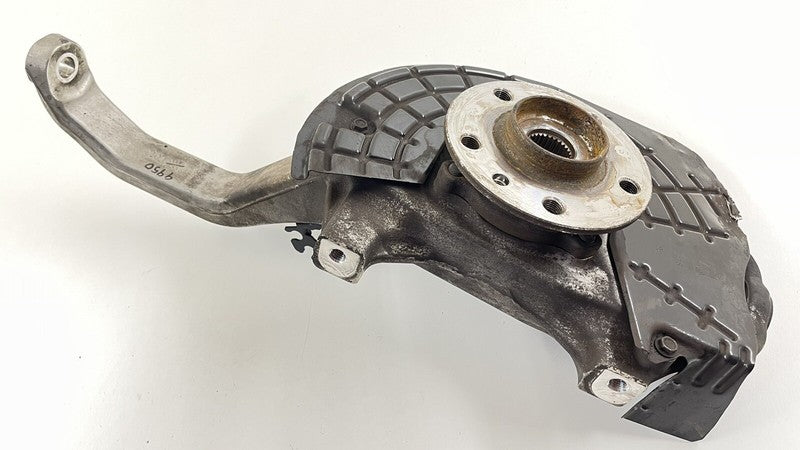 670003576 / 06700035760 14-17 MASERATI QUATTROPORTE AWD LEFT FRONT SPINDLE KNUCKLE HUB BEARING OEM