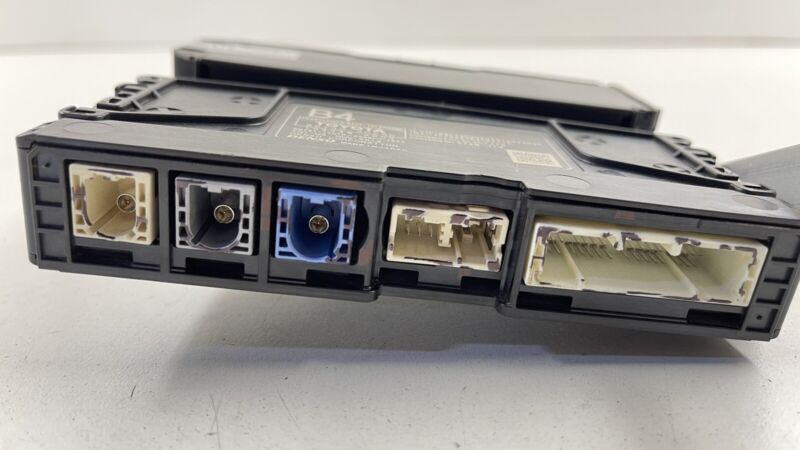 86740-30290 / 86740 30290 / 8674030290 16-20 LEXUS GS F TELEMATICS TELEPHONE TRANSCEIVER MODULE 86740-30290 OEM
