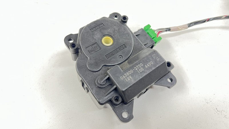 063800-2700 / 063800 2700 / 0638002700 16-24 CHEVROLET CAMARO ZL1 SS HVAC BOX HEATER AC FLAP MOTOR AIR ACTUATOR SET OEM