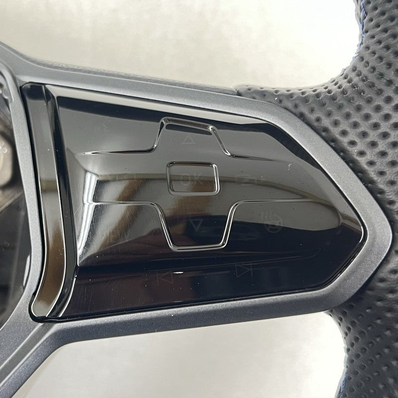 5H0-124-B / 5H0 124 B / 5H0124B 22-25 VOLKSWAGEN GOLF R DRIVER STEERING WHEEL LEATHER WITH BLUE STITCHING OEM