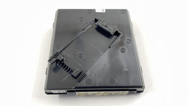231300-2762 / 231300 2762 / 2313002762 2019 SUBARU WRX STI SMT KEYLESS KEY LESS ACCESS CONTROL MODULE 88802VA091 OEM
