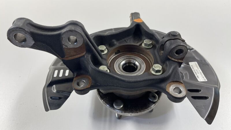 22-23 SUBARU WRX DRIVER LEFT FRONT WHEEL SPINDLE KNUCKLE HUB BEARING OEM