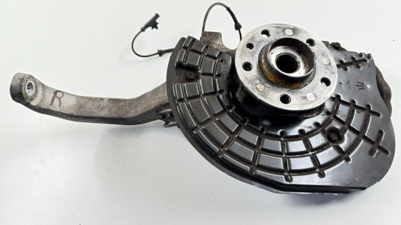 670039101 14-23 MASERATI GHIBLI RWD PASSENGER RIGHT FRONT SPINDLE KNUCKLE HUB BEARING OEM
