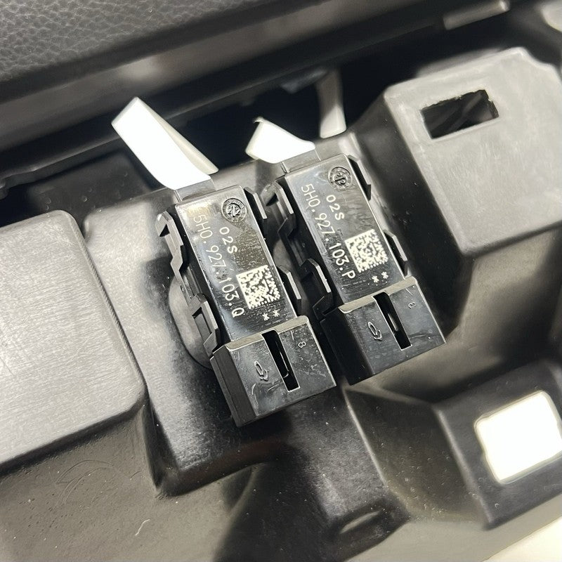 5H1-HNAT-4UM / 5H1 HNAT 4UM / 5H1HNAT4UM 22-25 VOLKSWAGEN GOLF R MK8 DASHBOARD INSTRUMENT PANEL COVER COMPLETE OEM