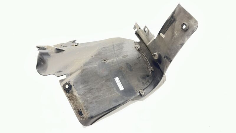 987.504.574.01 / 987 504 574 01 / 98750457401 05-12 PORSCHE BOXSTER 987 RIGHT REAR WHEEL ARCH SPLASH GUARD W/ MUD FLAP O
