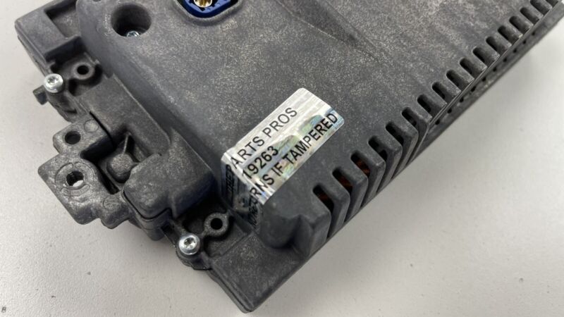 2049007508 / A2049007508 / A 204 900 7508 75 08 12-14 MERCEDES W204 C CLASS DASH INFORMATION DISPLAY SCREEN MONITOR UNIT