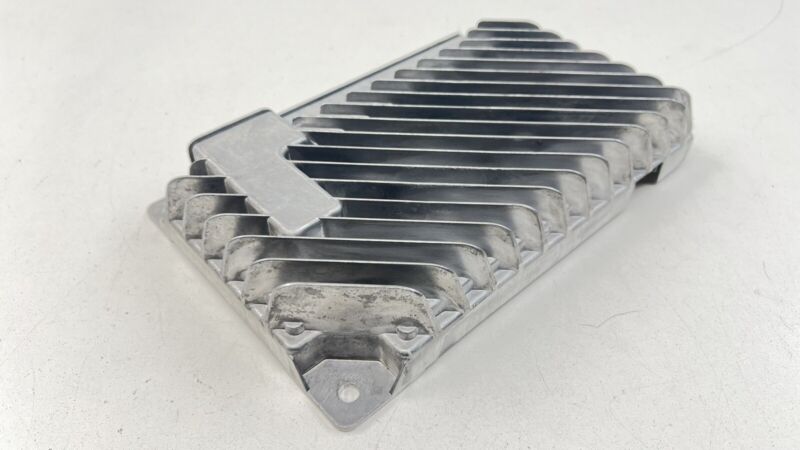 G1160 20000 / G116020000 22-24 CADILLAC CT4 V BLACKWING AMPLIFIER AMP AUDIO SOUND CONTROL MODULE OEM